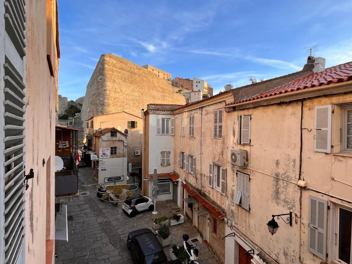 Appartement Spacieux En Face Du Port Calvi  Kültér fotó
