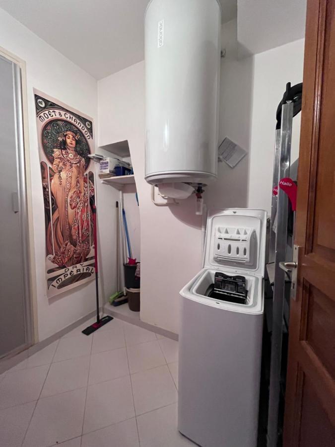 Appartement Spacieux En Face Du Port Calvi  Kültér fotó