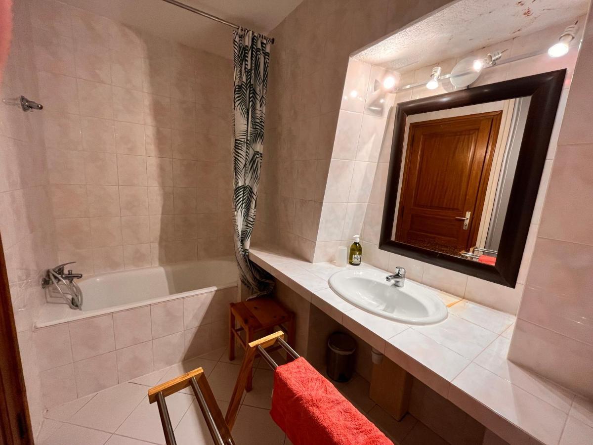 Appartement Spacieux En Face Du Port Calvi  Kültér fotó